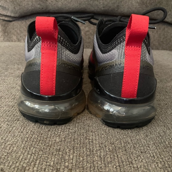 Nike Air VaporMax - Picture 6 of 10